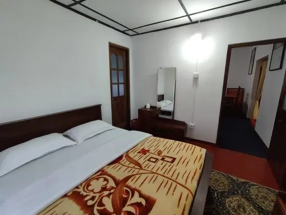 Economy Oda, 1 Büyük (Queen) Boy Yatak, Özel Banyo, Zemin Kat