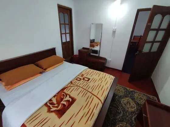 Economy Oda, 1 Büyük (Queen) Boy Yatak, Özel Banyo, Zemin Kat