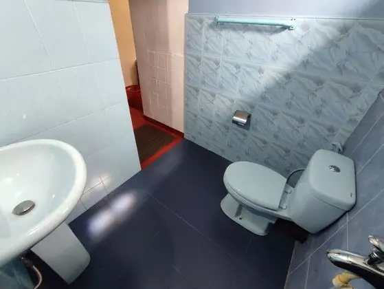 Economy Oda, 1 Büyük (Queen) Boy Yatak, Özel Banyo, Zemin Kat