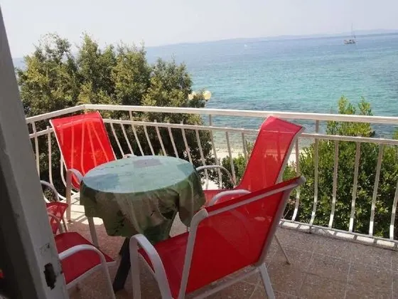 Apart Daire (Andri - 5 m from the beach - A1(4+1))