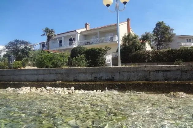 Apart Daire (Andri - 5 m from the beach - A1(4+1))