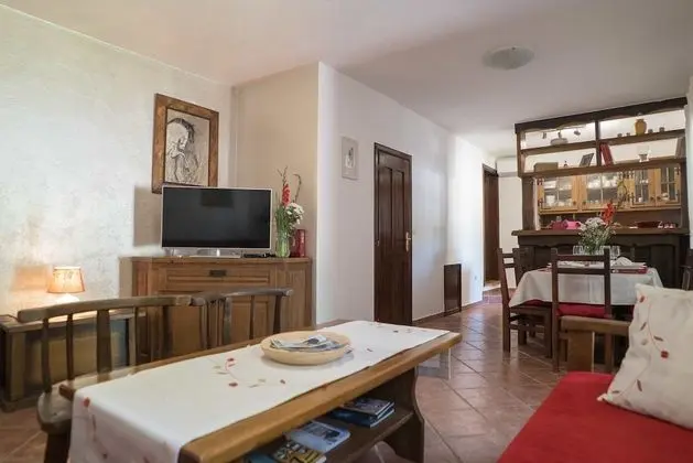 Traditional Apart Daire, Birden Çok Yatak