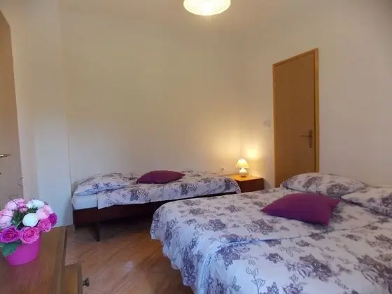 Ev (Andro - with parking - H(8))