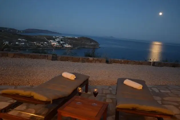 Deluxe Villa, 2 Yatak Odası, Mutfak, Okyanusa Sıfır (Niki)