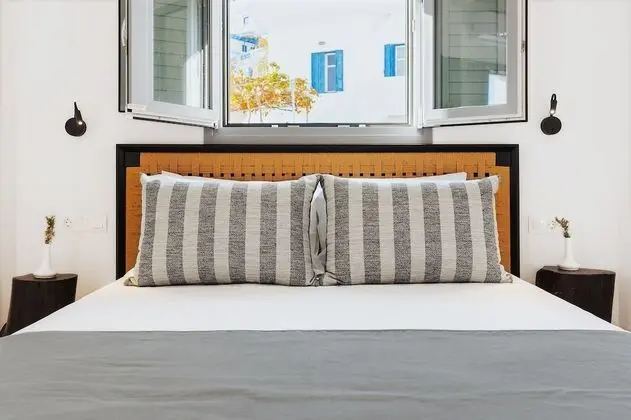 Perseus Apartment