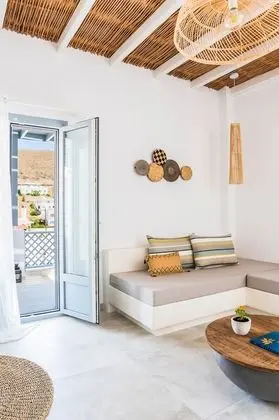 Perseus Apartment
