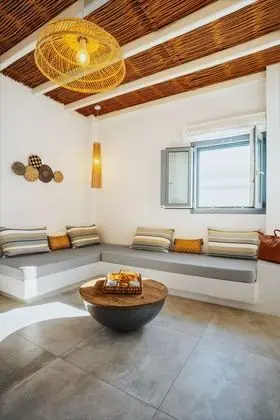 Perseus Apartment