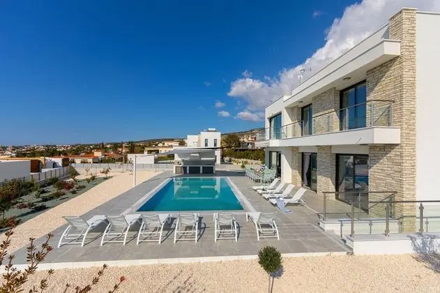 Luxury Villa