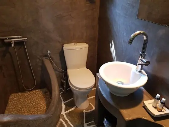 Süit, Havuz Manzaralı