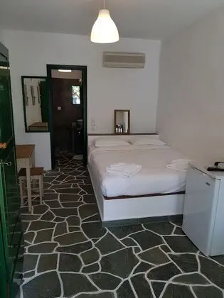 Tek Büyük Yataklı Oda, 1 Çift Kişilik Yatak