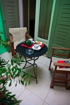 Tek Büyük Yataklı Oda (Kifeas)