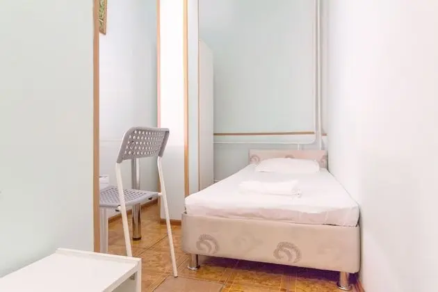 Tek Kişilik Oda, Penceresiz