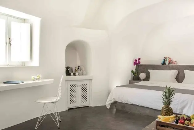 Cave Pool Suite