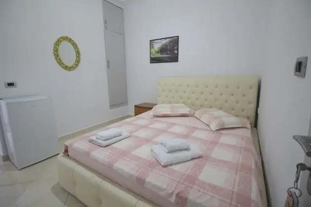 Tek Büyük Yataklı Oda, Balkon