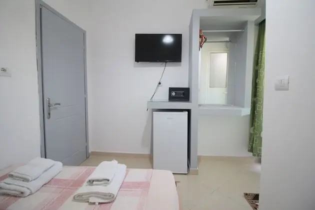 Tek Büyük Yataklı Oda, Balkon