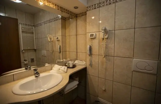 Panoramic Tek Büyük Yataklı Oda