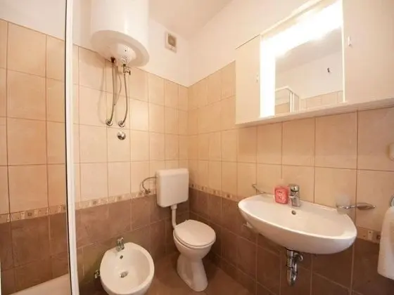 Apart Daire (Anec - 150m from the sea - A1(4+1))