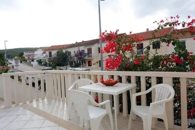 Apart Daire (Anec - 150m from the sea - A1(4+1))