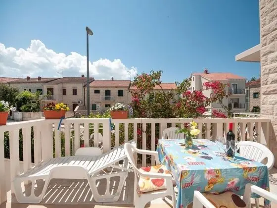 Apart Daire (Anec - 150m from the sea - A1(4+1))