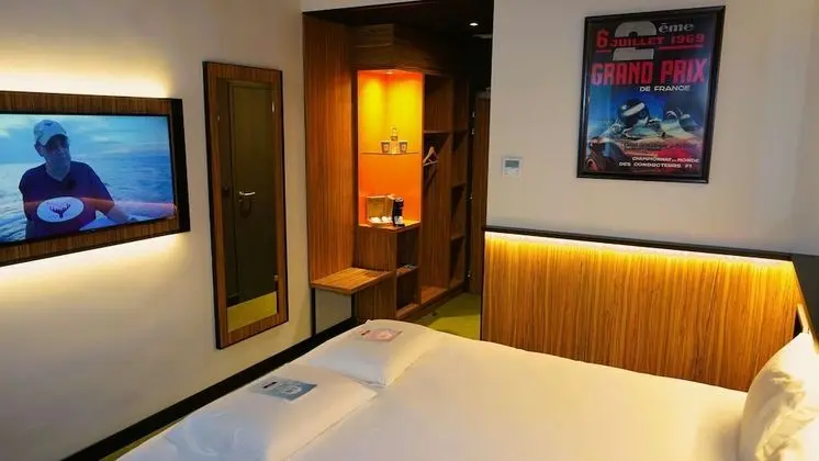 Standard Oda, 1 Çift Kişilik Yatak