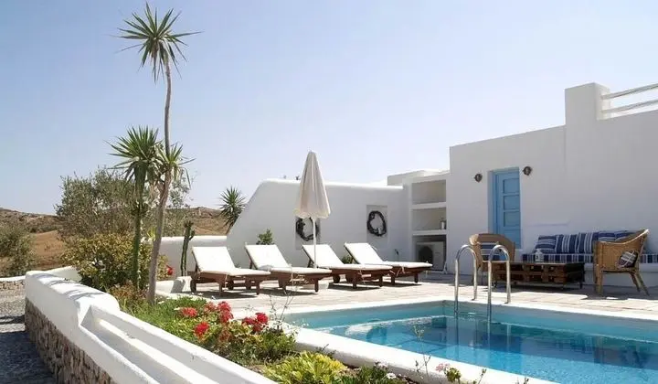 Villa (Skiron)