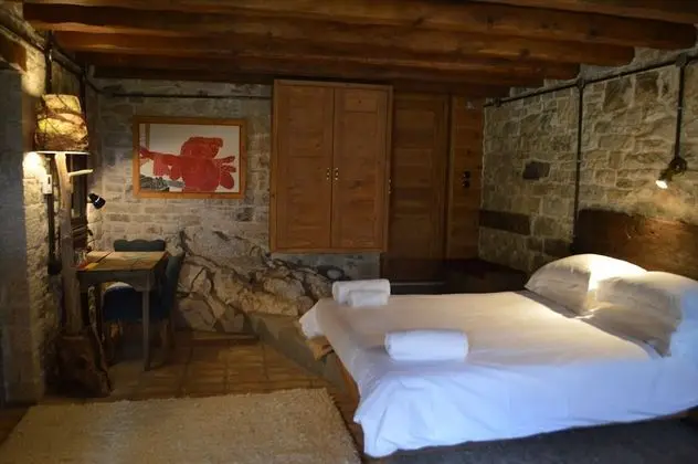 Luxury Üç Kişilik Oda, Dağ Manzaralı (Roka)