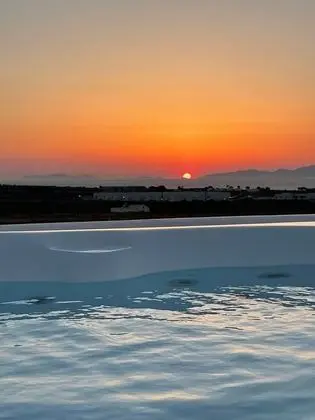 Apart Daire, Banyolu/Duşlu, Deniz Manzaralı (Vinsanto  Anemi Villas )