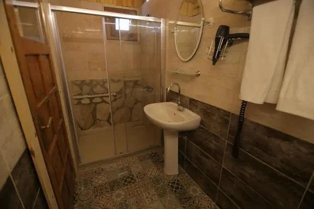 Aile Odası, Bahçe Manzaralı