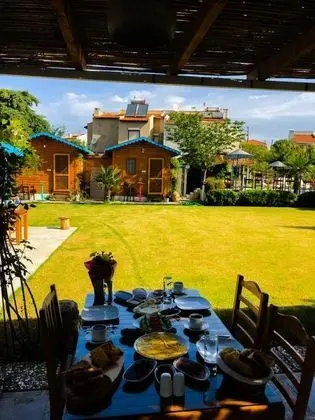 Bungalow, Bahçe Manzaralı