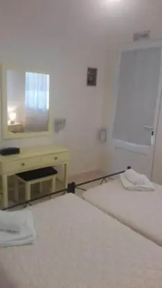 Stüdyo, Bahçe Manzaralı
