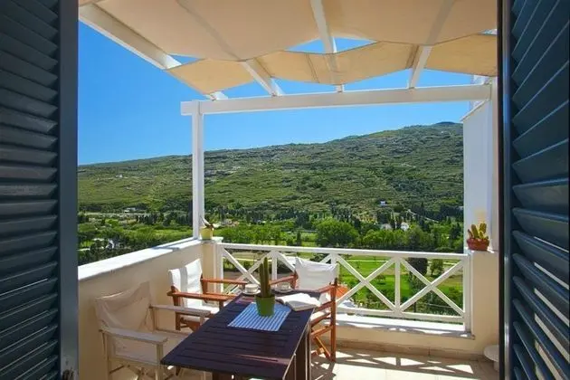 Deluxe Stüdyo Süit, 1 En Büyük (King) Boy Yatak, Balkon, Kısmi Deniz Manzaralı
