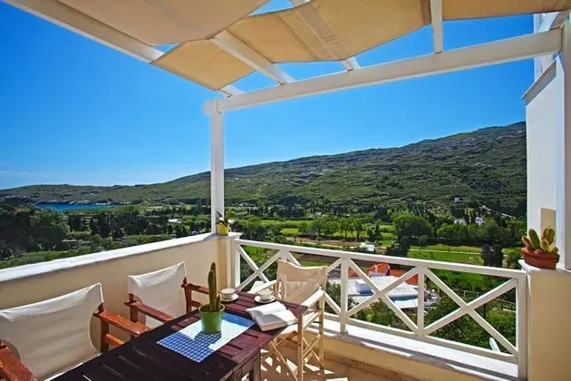 Deluxe Stüdyo Süit, 1 En Büyük (King) Boy Yatak, Balkon, Kısmi Deniz Manzaralı