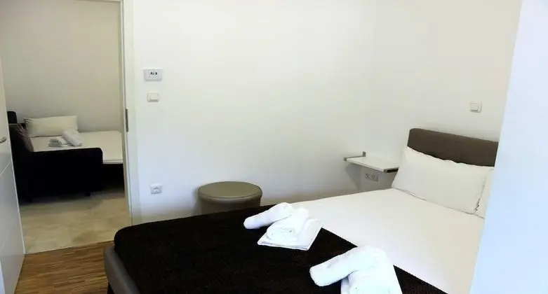 Deluxe Apart Daire, 1 Büyük (Queen) Boy Yatak ve Çekyat, Balkon/Veranda, Bahçe Manzaralı