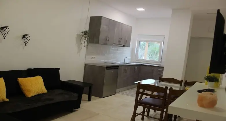 Deluxe Süit, 1 Büyük (Queen) Boy Yatak ve Çekyat, Balkon/Veranda, Bahçe Manzaralı