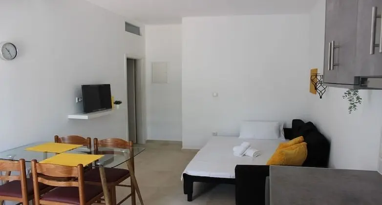 Deluxe Süit, 1 Büyük (Queen) Boy Yatak ve Çekyat, Balkon/Veranda, Bahçe Manzaralı