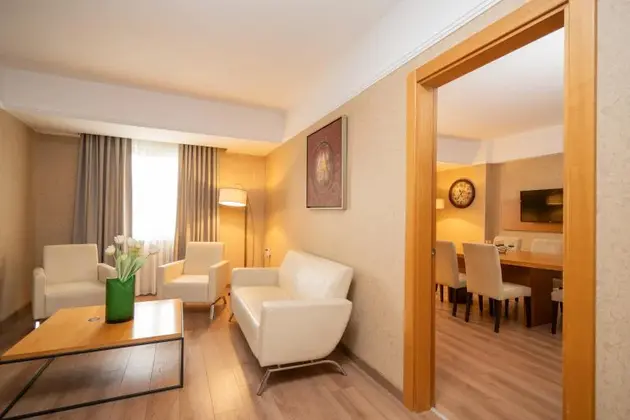 Presidential Suite Oda