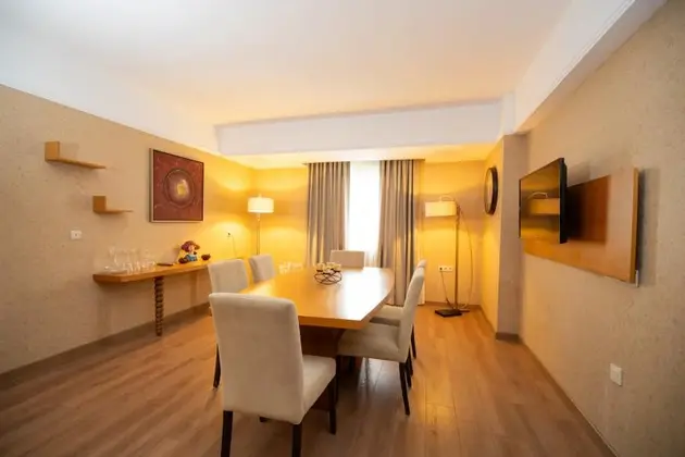 Presidential Suite Oda