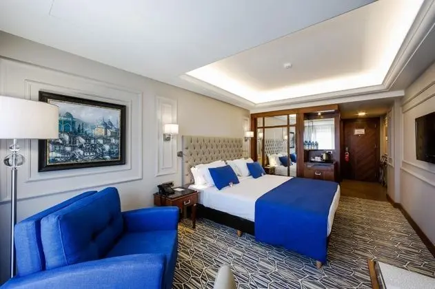Family Suite,dağ Manzaralı,fransız Balkonlu