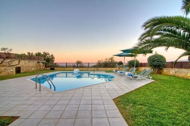 Villa, 3 Yatak Odası, Sigara İçilebilir, Şömine