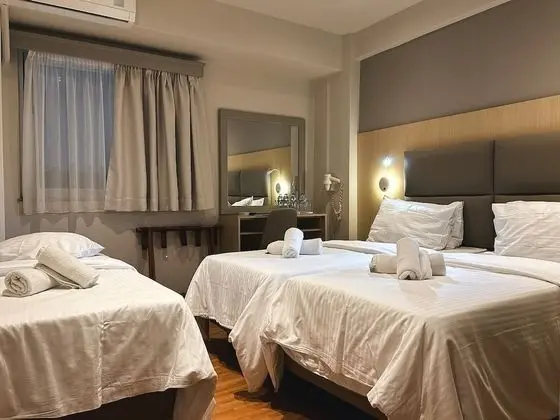 Üç Kişilik Oda