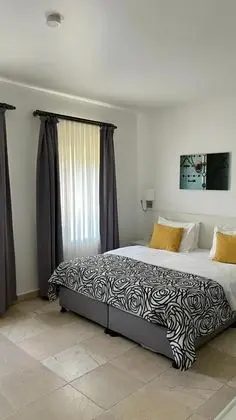 Çift Kişilik, Şehir Manzaralı