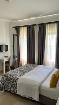 Çift Kişilik, Şehir Manzaralı