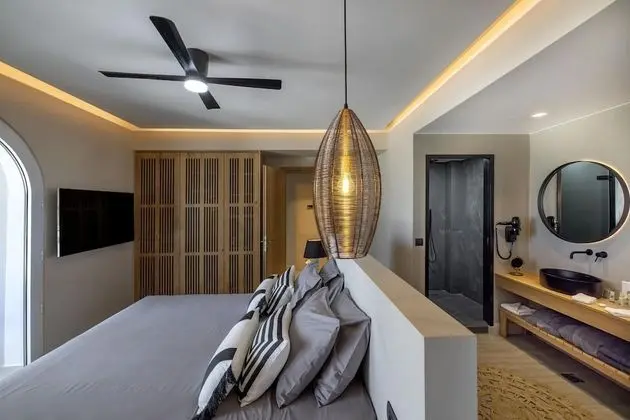 Grand Villa