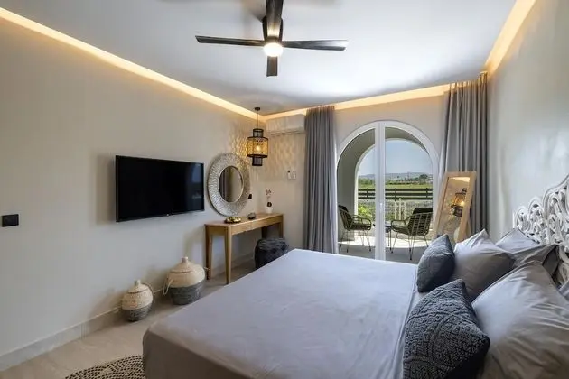 Grand Villa