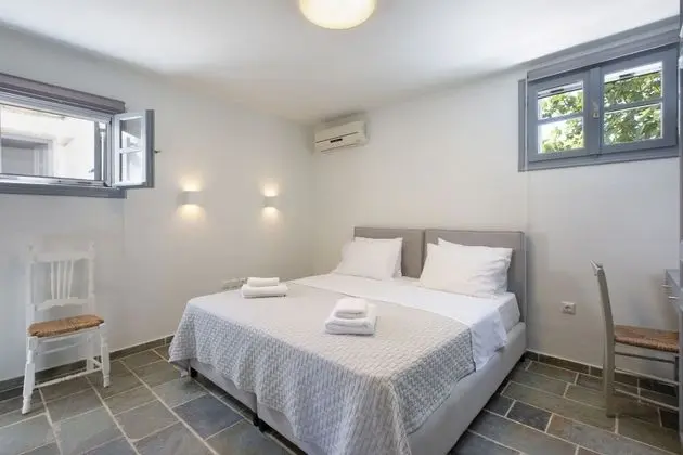Traditional Villa, 4 Yatak Odası, Kişiye Özel Havuzlu, Deniz Manzaralı