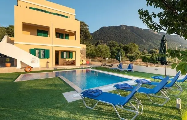 Villa, 3 Yatak Odası, Kişiye Özel Havuzlu
