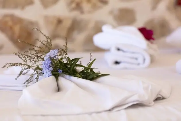 Üç Kişilik Oda, Deniz Manzaralı