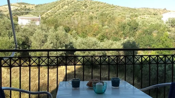 Stüdyo, Dağ Yamacı