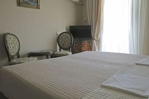 Comfort Tek Büyük Yataklı Oda
