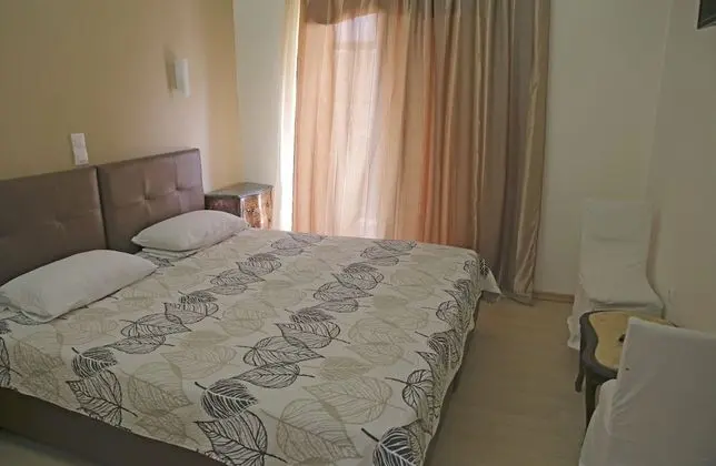 Comfort Tek Büyük Yataklı Oda